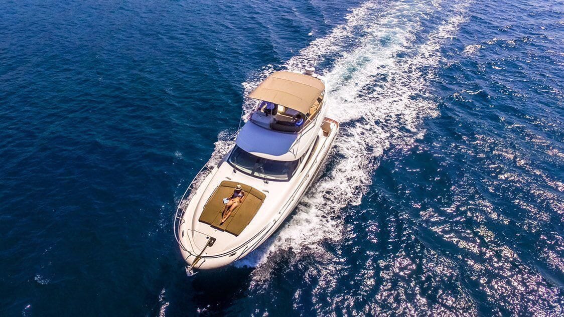 AZIMUT 43 FLY